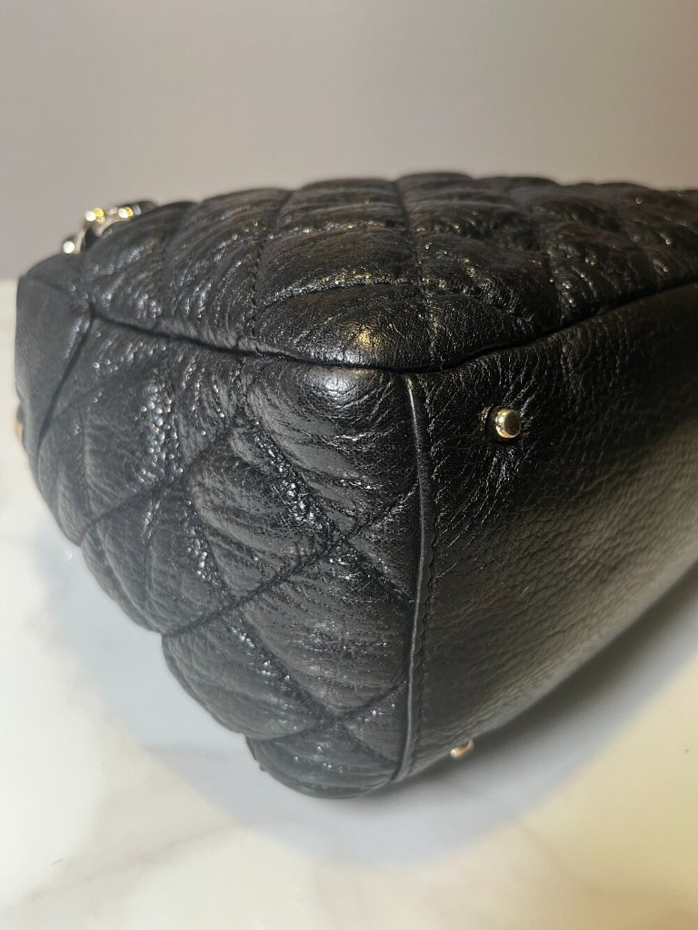 Kate Spade New York Elizabeth Gold Coast Quilted Black Leather Shoulder Bag - Picture 11 of 14
